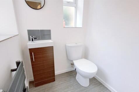 Cloakroom/Wc