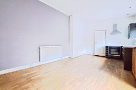 Studio Room