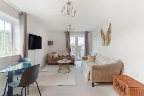 Living Room (3)