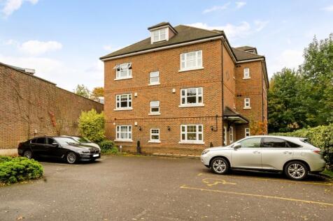 13 Churchview Clo...