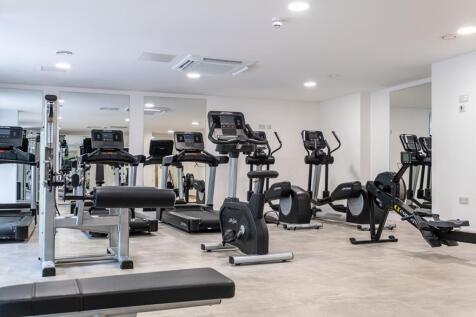 Whyteleafe House ...