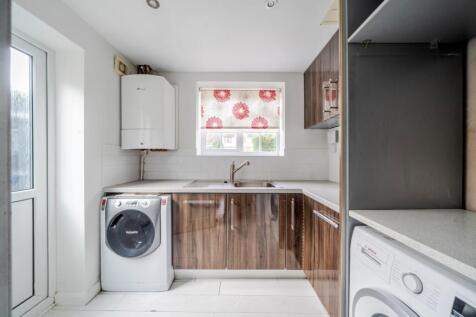 1376470-10-690b37...