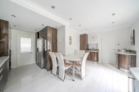 1376470-11-690b37...