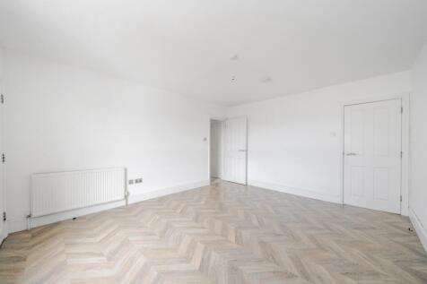 1374101-8-690a1a3...