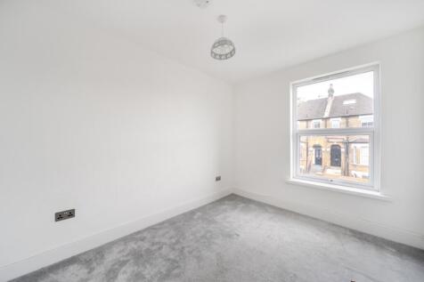 1374101-12-690a1a...