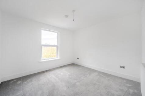 1374101-13-690a1a...