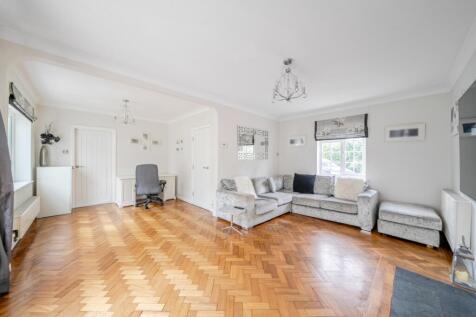 1376470-13-690b38...