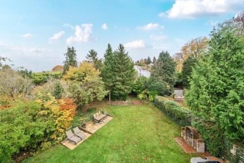 1376470-5-690b36b...