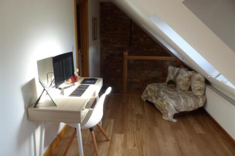 Bedroom seating area