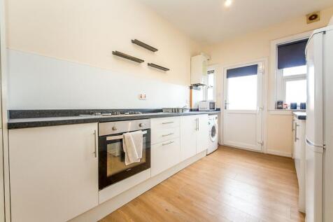 Kitchen / Dining Roo