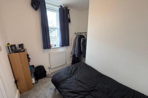 Bedroom 3 - 2