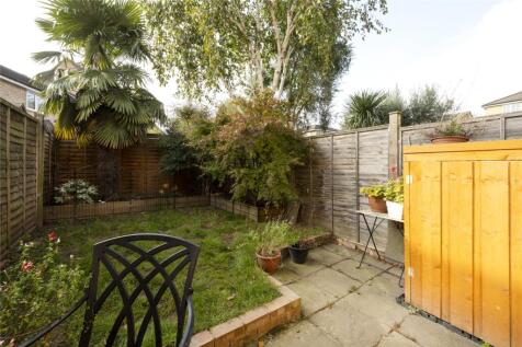Speldhurst Road, E9