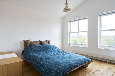 Goldsmiths Row, E2