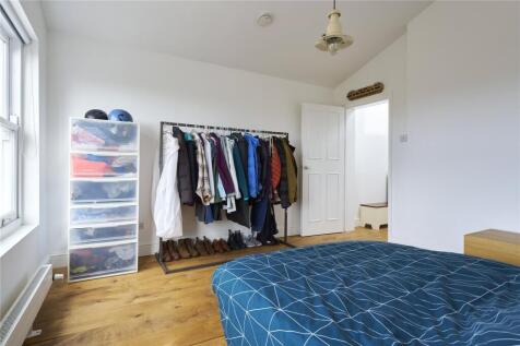 Goldsmiths Row, E2