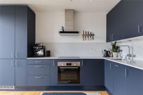 Biggs Square E9
