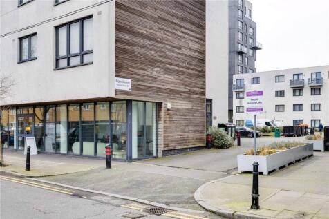 Biggs Square E9