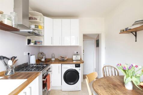 Brookfield Road E9