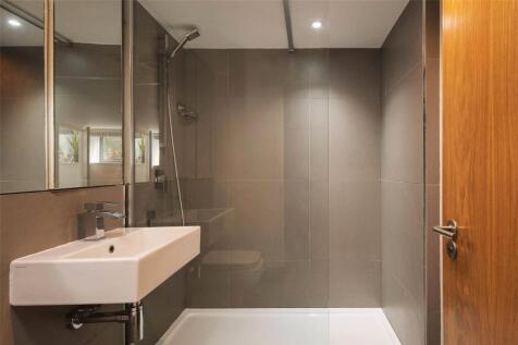 Keeling House, E2