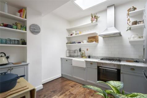 Balcorne Street, E9