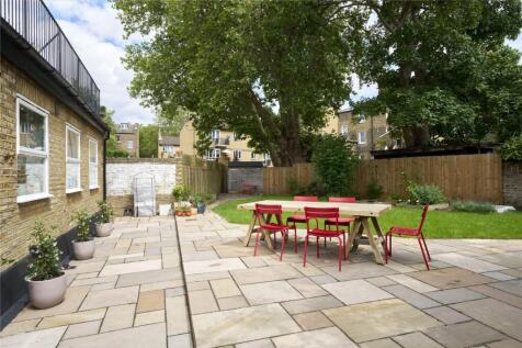 Balcorne Street, E9