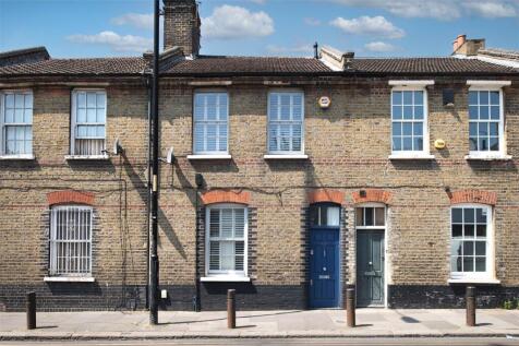 Vallance Road E2