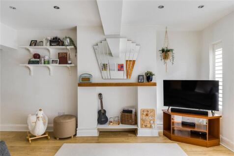 Evering Road, N16