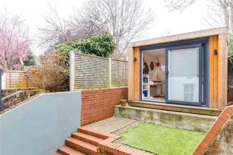 Evering Road, N16