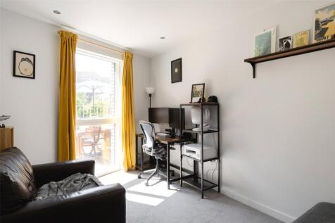 Studio House E20