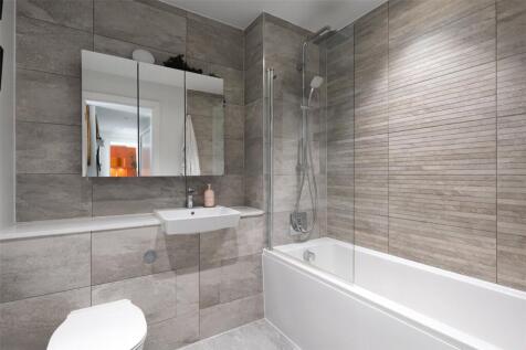 Studio House E20
