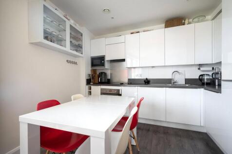 Hoey Court, E3
