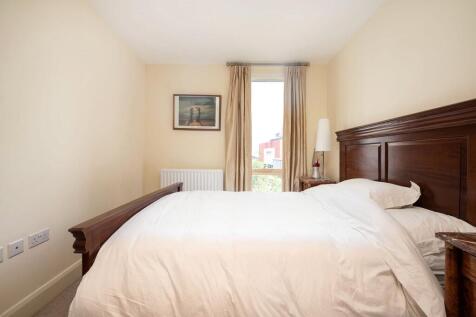 Hoey Court, E3