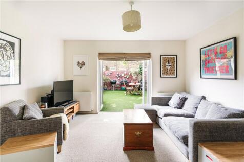 Jackson Close, E9
