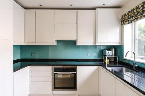 Jackson Close, E9
