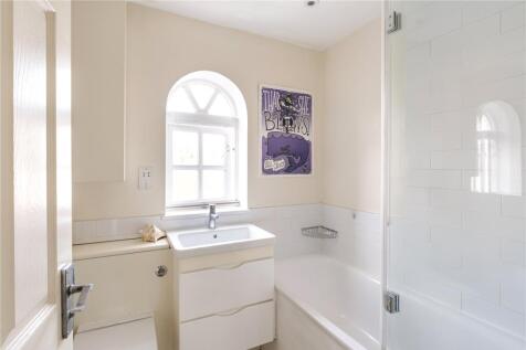 Jackson Close, E9