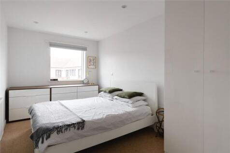 Leyla House, E8