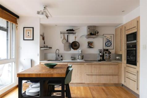 Keeling House, E2