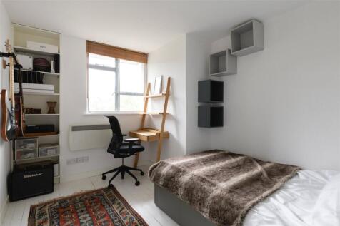 Keeling House, E2