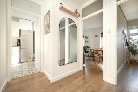 Newcombe House E5