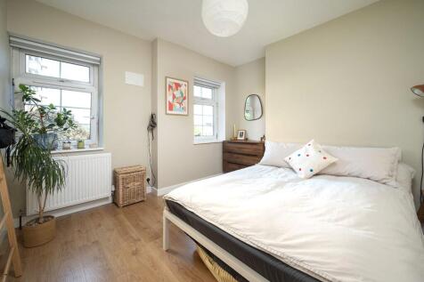 Newcombe House E5