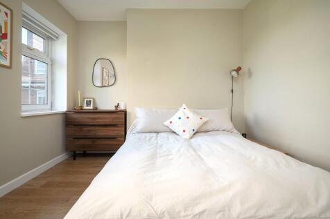 Newcombe House E5
