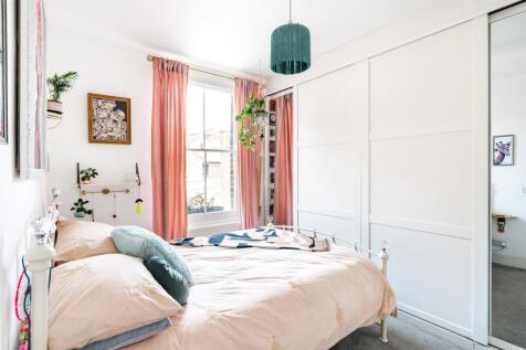 Wellington Row E2