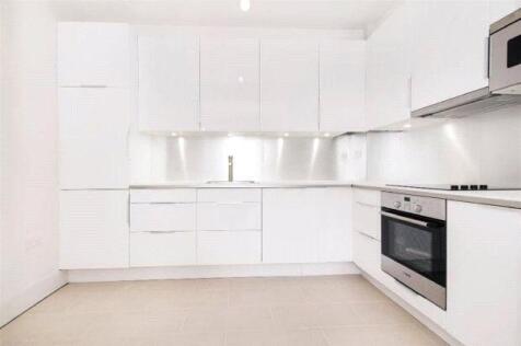 Albion Court E1