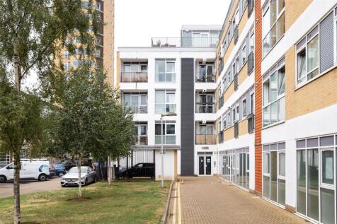 Hacon Square E8