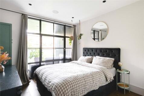 Bracklyn Street, N1
