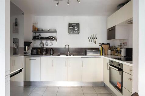 Fairfield Road E3