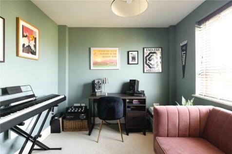 Bailey House, E3