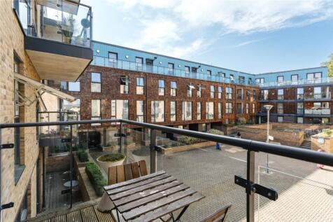 Cyan Apartments, E3