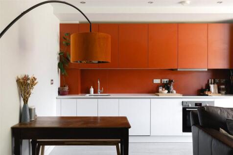 Studio House E20