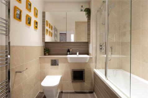 Bight Court, E3