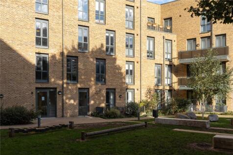 Bight Court, E3